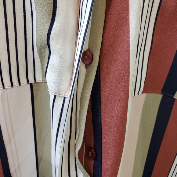 Primark Striped Sleeveless Button Down Blouse - Picture 7 of 9